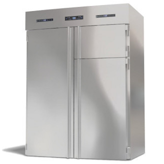 MAXICOMBI - El TOP de la maquinaria. Unifica en un único módulo tres equipamientos frigoríficos diferentes, con un gran diseño y extrema robustez.